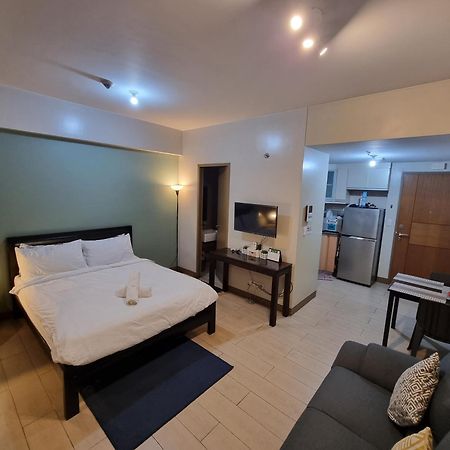 Palm Tree Condos Near Mnl Airport Terminal 3 By Elr Manila Ngoại thất bức ảnh