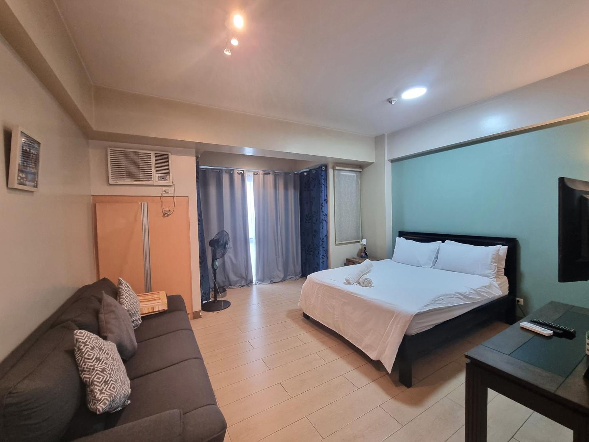 Palm Tree Condos Near Mnl Airport Terminal 3 By Elr Manila Ngoại thất bức ảnh