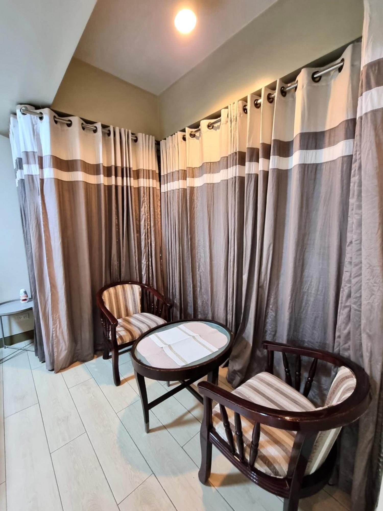 Palm Tree Condos Near Mnl Airport Terminal 3 By Elr Manila Ngoại thất bức ảnh